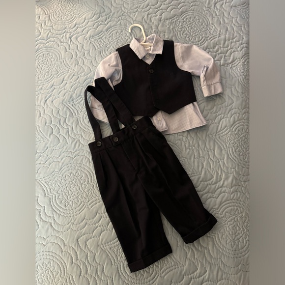 EUC Boys Formal Outfit - Picture 2 of 4